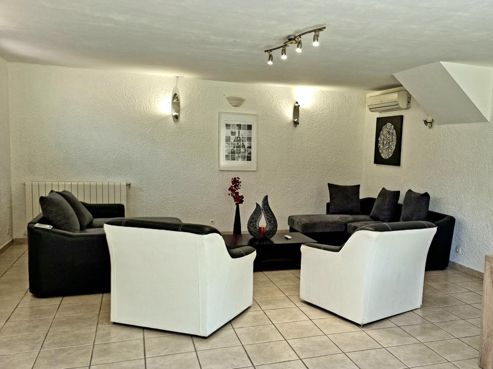 Villa 170M2 Avec Piscine Parc Des Calanques 15 Min Velodrome マルセイユ エクステリア 写真